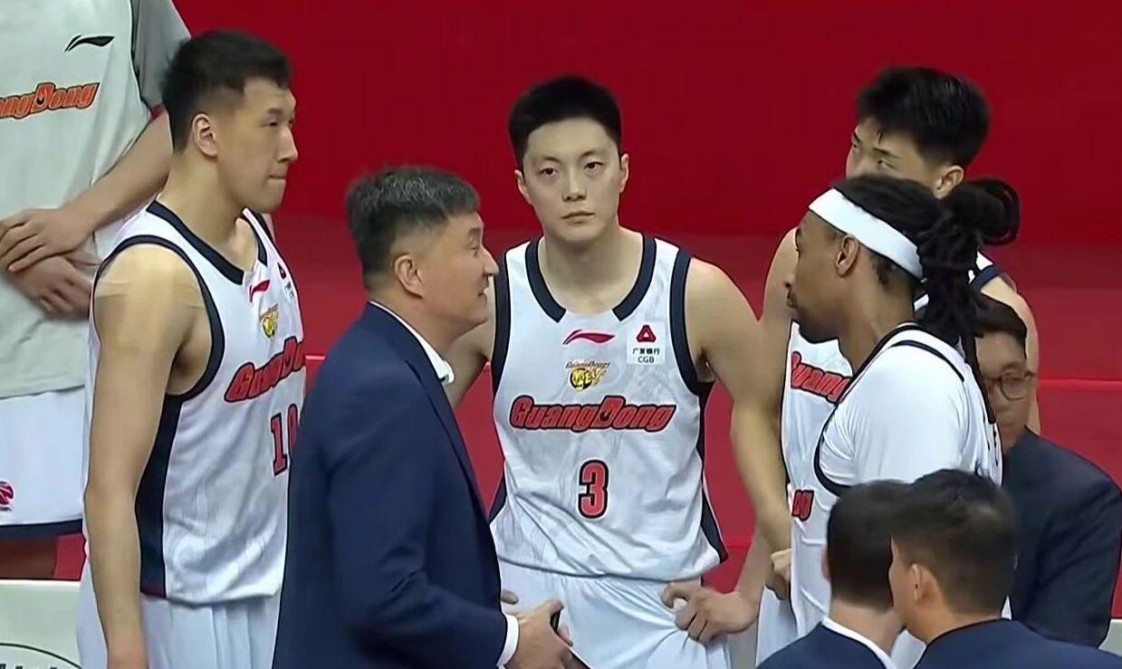 2026NBA选秀临近老鹰握多签待操作