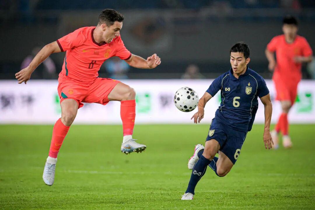 1:0！世界杯半场冷门，埃及领先比利时，萨拉赫生日夜送助攻